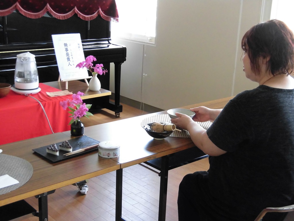 NEW】気軽に楽しくテーブル茶道 大人クラス | 講座詳細 | COOP SAPPORO