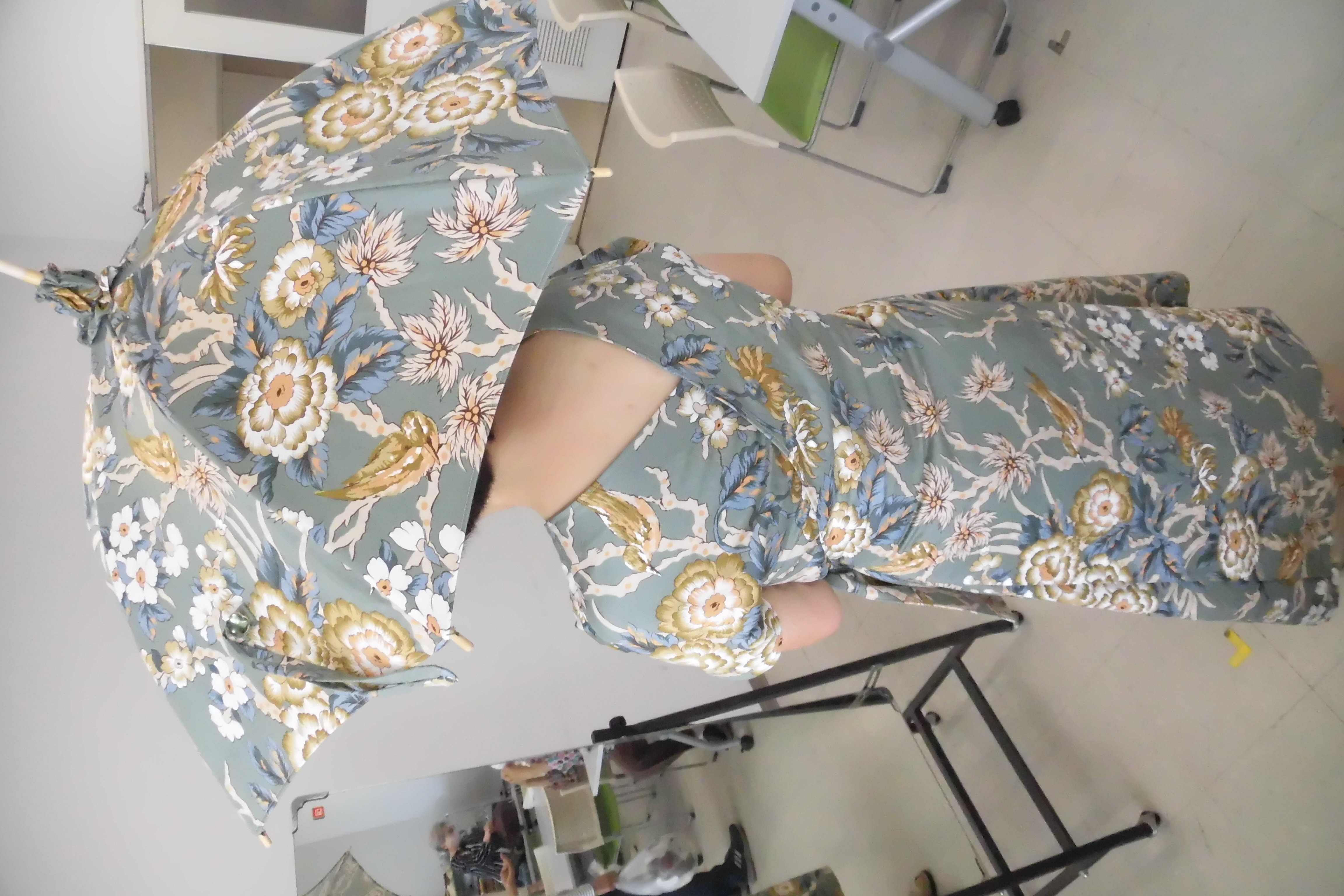 ワンピースとお揃いの日傘