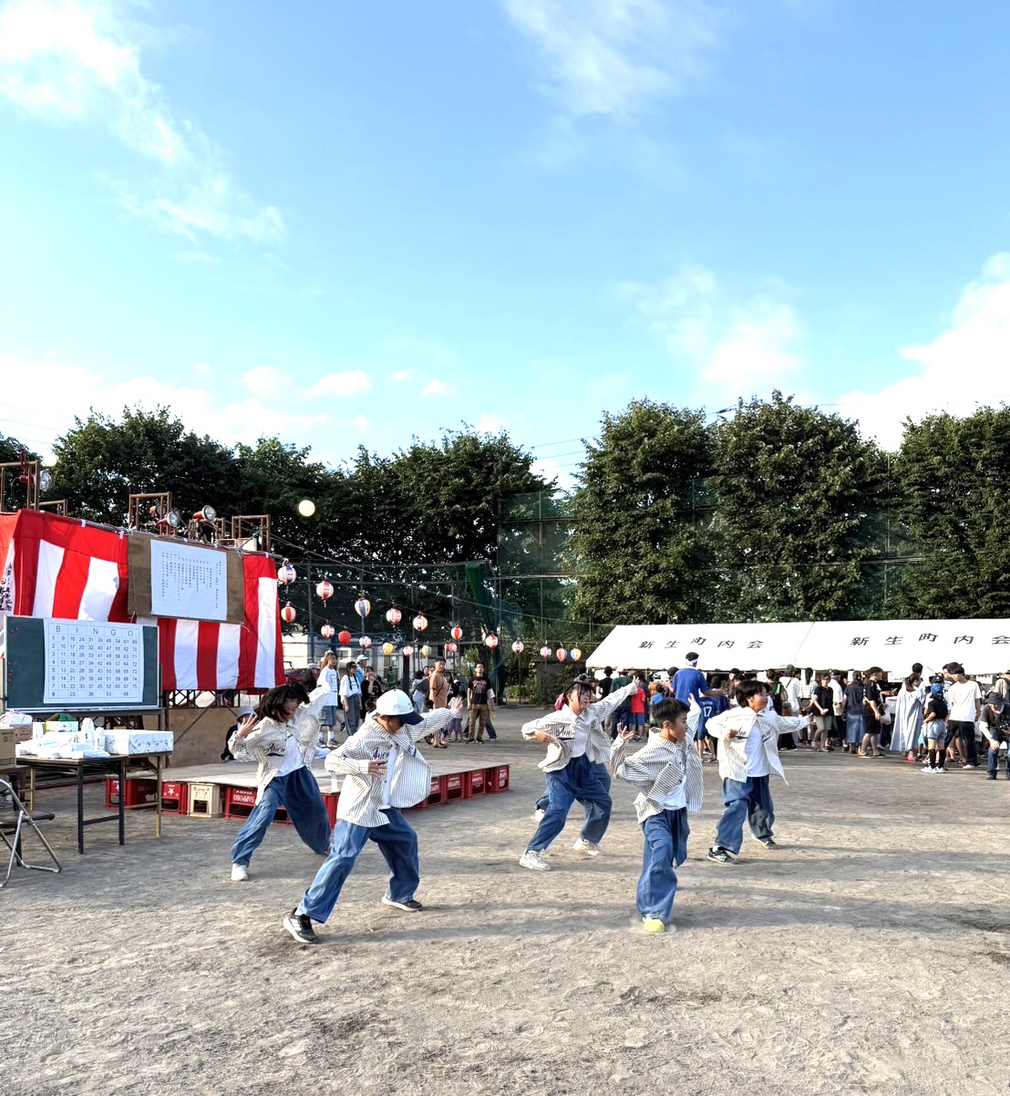 お天気が良い中、ダンスダンス♪